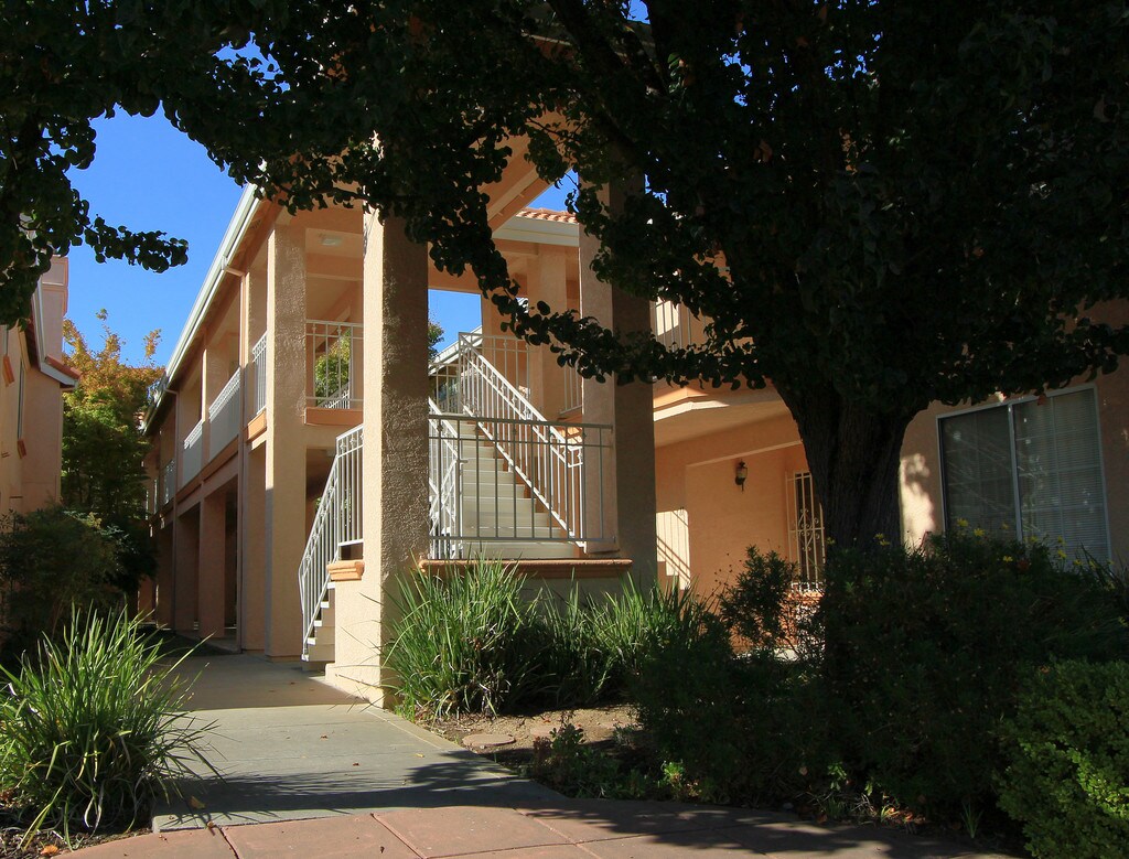 The Regency Villas Apartments Sacramento, CA Apartments For Rent