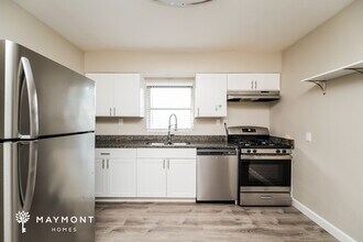 714 37th St W in Bradenton, FL - Foto de edificio - Building Photo