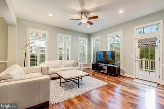 3873 Billberry Dr in Fairfax, VA - Building Photo - Building Photo