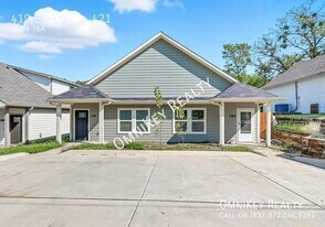 419 E Elm St in Denison, TX - Building Photo