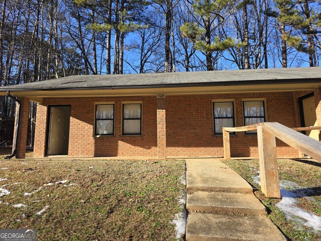 308 Tanglewood Dr in Monroe, GA - Building Photo - Building Photo