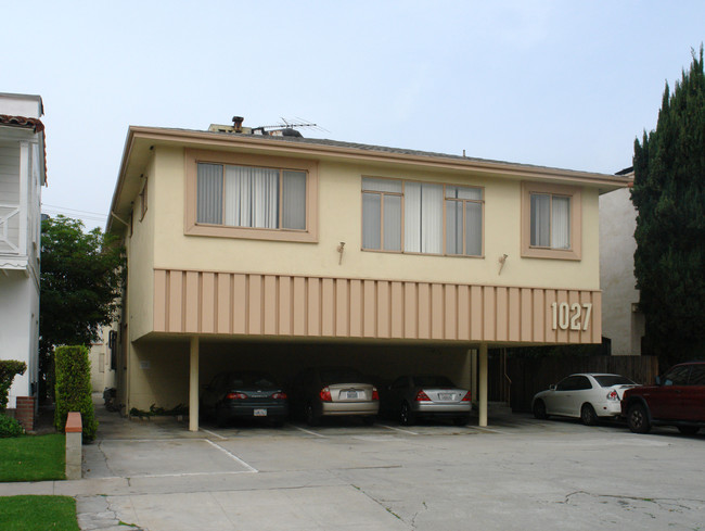 1027 S Corning St in Los Angeles, CA - Building Photo - Building Photo