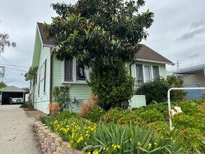 3635 Greenfield Ave in Los Angeles, CA - Building Photo - Building Photo