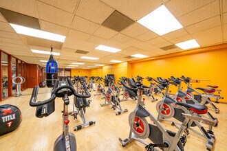 1333 Gough Apartments at Cathedral Hill in San Francisco, CA - Foto de edificio - Interior Photo