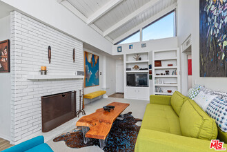 1340 S Beverly Glen Blvd in Los Angeles, CA - Building Photo - Building Photo