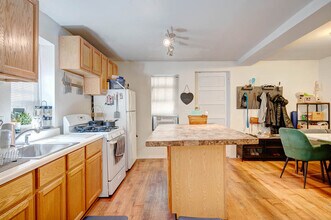 1627 N Winchester Ave, Unit 1R in Chicago, IL - Building Photo - Building Photo