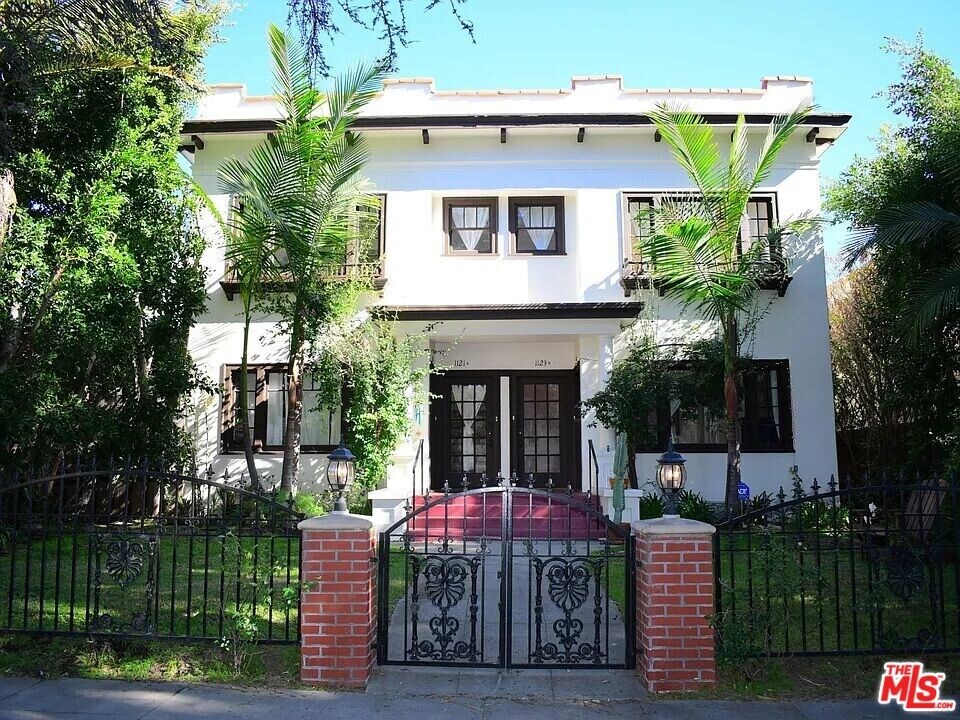 1121 15th St in Santa Monica, CA - Building Photo