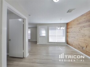 1824 Old Creek Dr in Rosenberg, TX - Foto de edificio - Building Photo