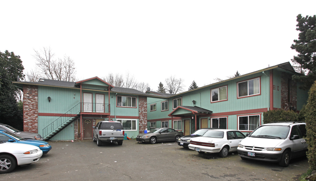 Woodstock Apartments in Portland, OR - Building Photo