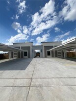 16 Elsham Ave in Edinburg, TX - Building Photo
