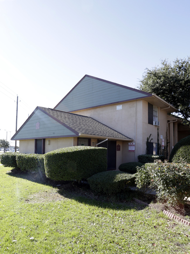 Pebblebrook in Garland, TX - Foto de edificio - Building Photo