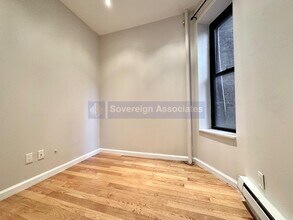 216 W 108th St in New York, NY - Building Photo - Building Photo