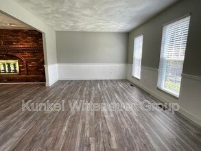 30 Shallowbrook Dr in O'Fallon, IL - Building Photo - Building Photo