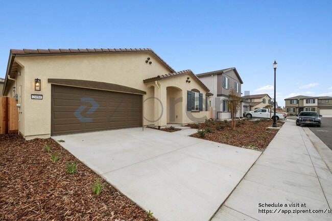 2494 Zellerbach St in Manteca, CA - Building Photo - Building Photo