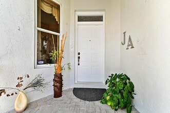 8319 Horseshoe Bay Rd, Unit 106 in Boynton Beach, FL - Building Photo - Building Photo