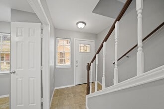 13447 Castilian Dr in Houston, TX - Building Photo - Building Photo