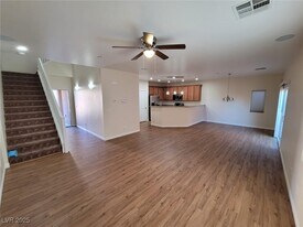 6221 Joaquin Hills Ct in Las Vegas, NV - Building Photo