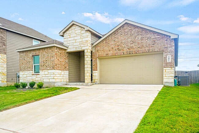 201 Cordova Xing in Seguin, TX - Building Photo - Building Photo