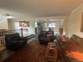 5685 S Galena St in Greenwood Village, CO - Foto de edificio - Building Photo