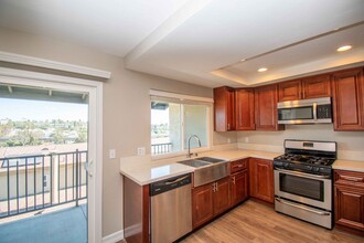 7740 Parkway Drive in La Mesa, CA - Building Photo - Interior Photo