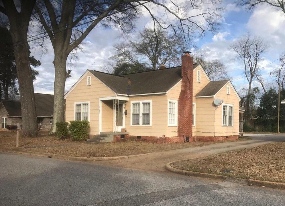 1611 4th Ave in Tuscaloosa, AL - Building Photo