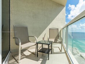 16699 Collins Ave, Unit 1709 in Sunny Isles Beach, FL - Building Photo - Building Photo