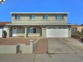 3813 Lake Ontario Dr in Fremont, CA - Building Photo