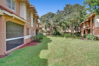 841 NW 91st Terrace in Plantation, FL - Foto de edificio - Building Photo