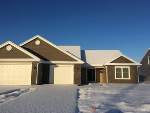 2175 Meadowsweet Ct in Fort Wayne, IN - Building Photo - Building Photo