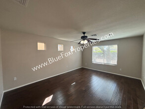 10640 E Singing Canyon Dr in Tucson, AZ - Building Photo - Building Photo