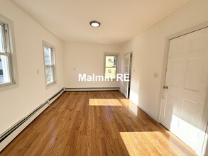 49 Chestnut Ave, Unit #3 in Boston, MA - Building Photo - Building Photo