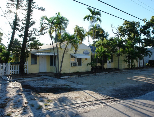 624 NE 5th Ave in Fort Lauderdale, FL - Building Photo - Building Photo