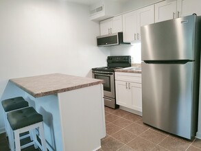 2840 Colonial Ave SW, Unit C2 in Roanoke, VA - Foto de edificio - Building Photo