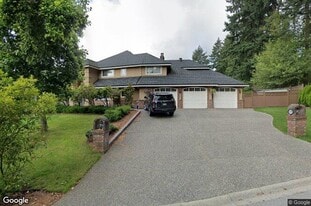 3079 145A St in Surrey, BC - Building Photo
