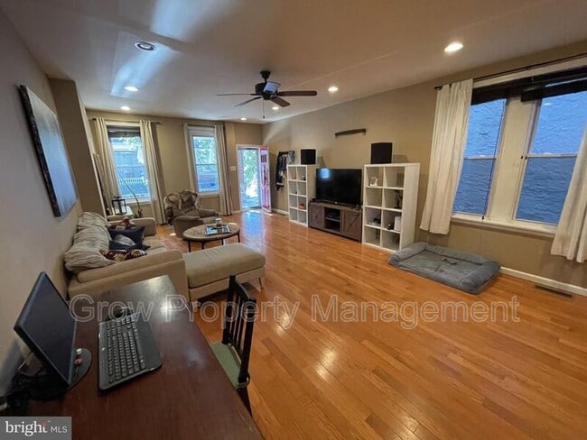 4651 Sheldon St in Philadelphia, PA - Building Photo - Building Photo