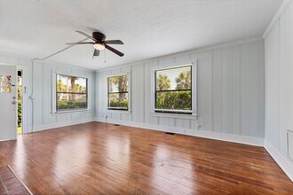 1212 First St in Neptune Beach, FL - Building Photo - Building Photo