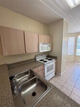 1237 S Beach Cir in Kissimmee, FL - Building Photo - Building Photo