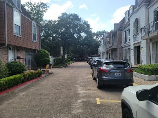 property at 376 N Post Oak Ln