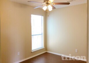 1527 Charleston Cove in Mesquite, TX - Building Photo - Building Photo