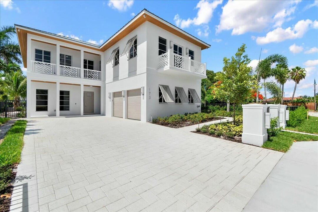 173 Wellesley Dr in Lake Worth, FL - Building Photo