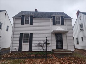 17204 Walden Ave in Cleveland, OH - Building Photo