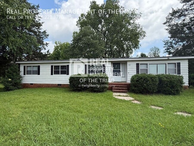 property at 102 Horseshoe Bend