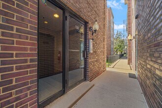 815 Pearson St in Des Plaines, IL - Building Photo - Building Photo