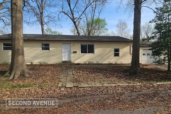 property at 1 Rosehaven Dr