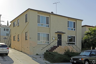 142 N Edgemont St in Los Angeles, CA - Building Photo - Building Photo