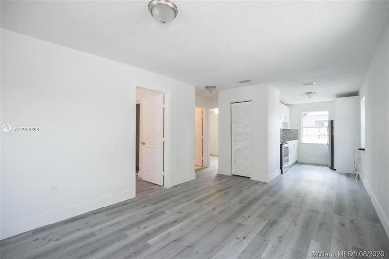 242 NW 14th St in Pompano Beach, FL - Building Photo