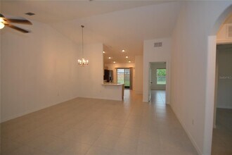 77 Sea Trail in Palm Coast, FL - Building Photo - Building Photo