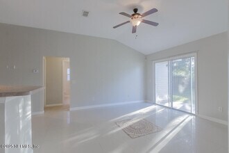 8038 Welbeck Ln in Jacksonville, FL - Building Photo - Building Photo