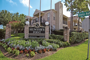 Hunters Point Apartments