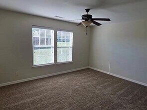 1381 Colonel Hawthorne Dr in Prairie Grove, AR - Building Photo - Building Photo